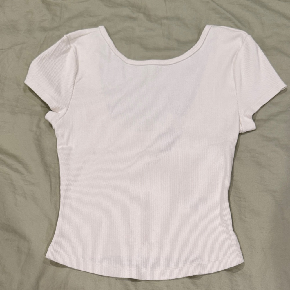 NWT UpWest White Ribbed Women's Top